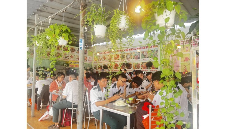 Sang Quán Cơm Văn Phòng/ Bo Bistefss tại Đường 9A, Xã Bình Hưng,  Bình Chánh, HCM