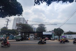 trước mặt mặt đường 10m - gần Ubnd Q.12 - Ngang 5m Hiếm, 4 Tầng Btct, hợp lý Làm Văn Phòng chủ - Kinh Doanh Spa.