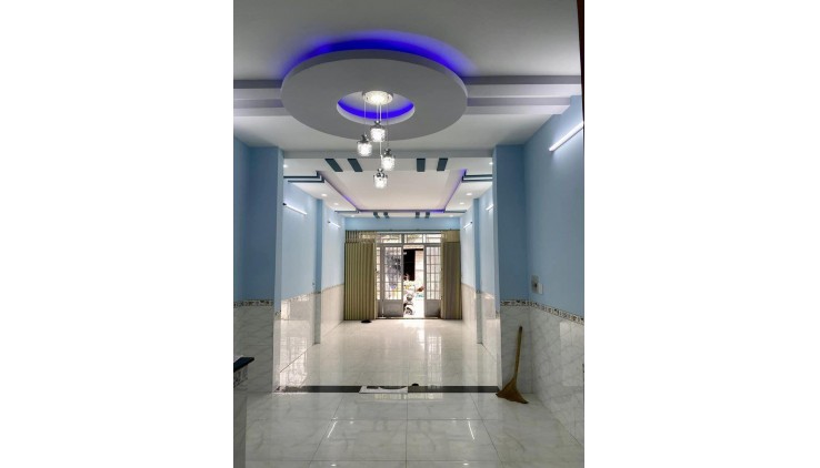 mặt đường HXH - hoạt động nhộn nhịp - TRỆT 2 LẦU  -  70M2 - TÔ KÝ. Q12. giá bán HƠN 4 TỶ TL