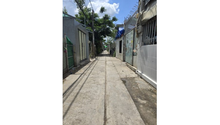 Bán Phòng Trọ Nguyễn Cửu Phú, Tân Tạo A, Bình Tân, Ngang 10m x 20m, tổng 14 phòng cho thuê 30 triệu tháng, Bán Giá Chỉ 11 Tỷ