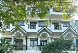 BÁN căn nhà 4 TẦNG mặt đường TÔ cam kết - SỔ ĐẸP - HẺM TO 6M THÔNG - OTO hạn chế - DIỆN TÍCH GẦN 80M2, giá 5 TỶXX
