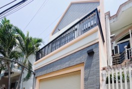 Bán nhà 2 lầu HXH Nguyễn Thị Xiếu, Tân Thuận Tây, Quận 7 - SHR, Hoàn công đủ - 4,2x16m nở hậu - Chỉ từ 6 tỷ - Hướng Nam