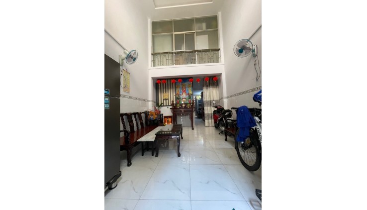 CHỦ XOẮN bán gấp nhà Lê Văn Thọ, Gò Vấp, 50m2, lô góc, 3pn, 2 tầng, NHỈNH 2 TỶ