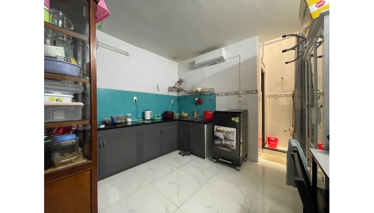 CHỦ XOẮN bán gấp nhà Lê Văn Thọ, Gò Vấp, 50m2, lô góc, 3pn, 2 tầng, NHỈNH 2 TỶ
