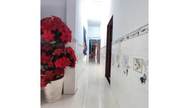 NHÀ BÁN CHỈ 1.9 TỶ 90M2 CÁCH 150M RA ĐƯỜNG QUỐC LỘ 22, HẺM TRƯỚC NHÀ 4M, TÂN THỚI NHÌ, HÓC MÔN.
