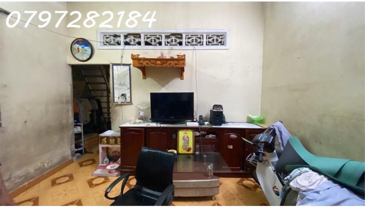 BÁN NHÀ GẦN MĂT TIỀN HẺM XE HƠI,NGANG 5M,LÃ XUÂN OAI, TNPA ,QUẬN 9,NHỈNH 3 TỶ