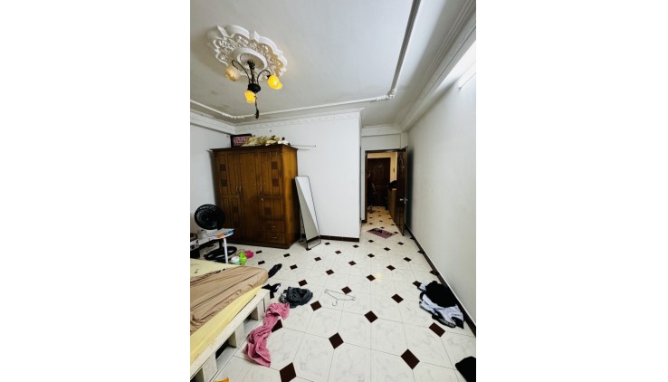 Bán nhà HXH  Nguyễn Trãi, P. Nguyễn Cư Trinh - Q1, DT: 4.5x13.5m, 4T- 4PN, 15.9 tỷ