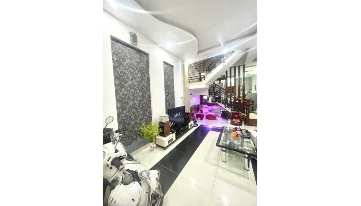 Hẻm 6m, Ô Tô Quay Đầu, Nhà BTCT 4 Tầng, Quang Trung, Gò Vấp, Phân Khúc 7 Tỷ
