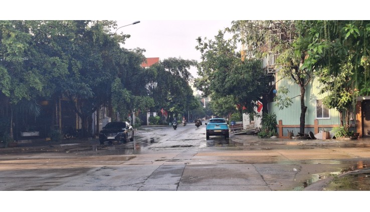 Nhà ngộp. Linh Xuân, TP. Thủ Đức. 125m2, 7.5 tỷ.