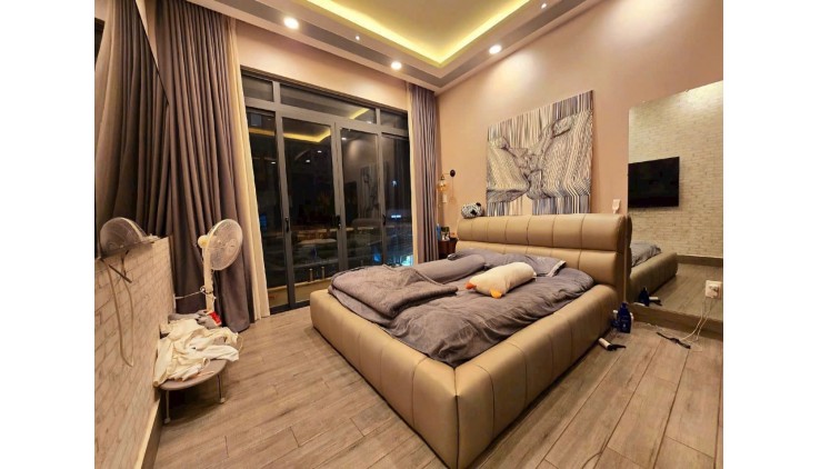 Q7 MẶT TIỀN KINH DOANH ĐỈNH CHỈ NHỈNH 6 TỶ ,NHÀ MỚI ĐẸP GẦN CHỢ TRƯỜNG HỌC CHUYÊN CÁC CẤP, SIÊU THỊ CỬA HÀNG TIỆN LỢI BAO VÂY