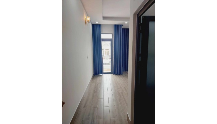 Ngộp bank Đường số 5. 260m2, 2 tầng. 6.7 tỷ Linh Xuân, Thủ Đức.