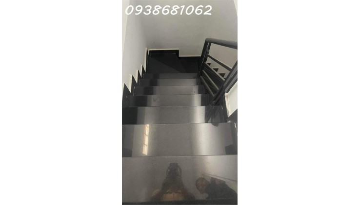 Lê Văn Lương 1 tỷ 2 có ngay nhà 3 lầu hẻm xe hơi 3 phòng ngủ 2 nhà vệ sinh ban công