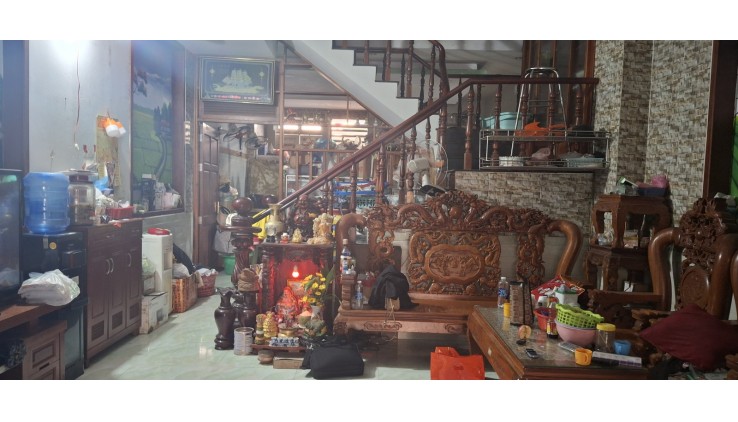 Nhà ngộp. Linh Xuân, TP. Thủ Đức. 125m2, 7.5 tỷ.