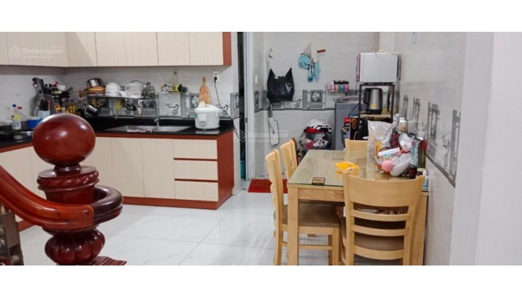 HXH Thoại Ngọc Hầu,Tân Phú 64m2 3pn ST gần chợ, trường học chỉ 5 tỷ xx