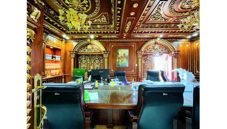 Xuất cảnh bán rẻ biệt thự dát vàng đẳng cấp tại Thành phố Hồ Chí Minh