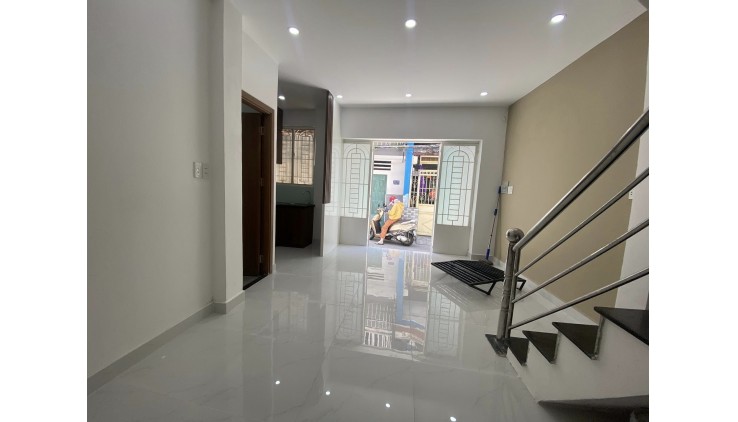A - Nhà bán  Phú Nhuận 67m2 ,  5 Tầng BTCT -  Lê Văn Sỹ P13  Giảm còn 6 tỷ 2