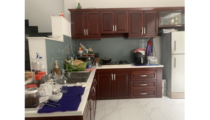 Bán nhà mặt tiền 4,5*16 giáp Bông Sao 4 tầg  phườg 5 quận 8 giá 12,5 tỷ