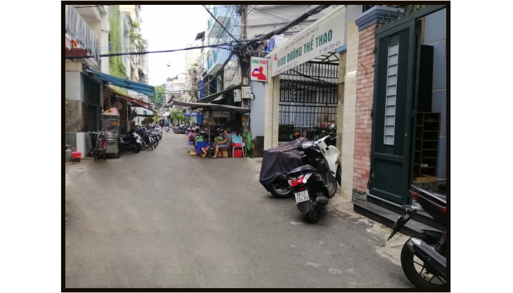 Bán rẻ nhà đẹp 1 trệt 4 lầu Nguyễn Thiện Thuật Quận 3 TP.HCM