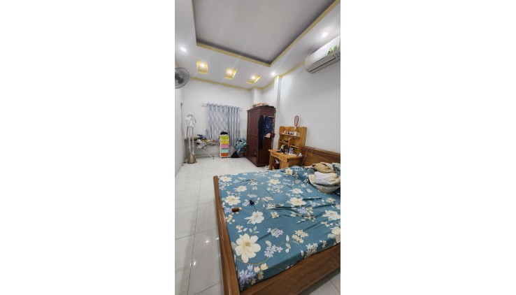Ngộp bank Đường số 5. 260m2, 2 tầng. 6.7 tỷ Linh Xuân, Thủ Đức.