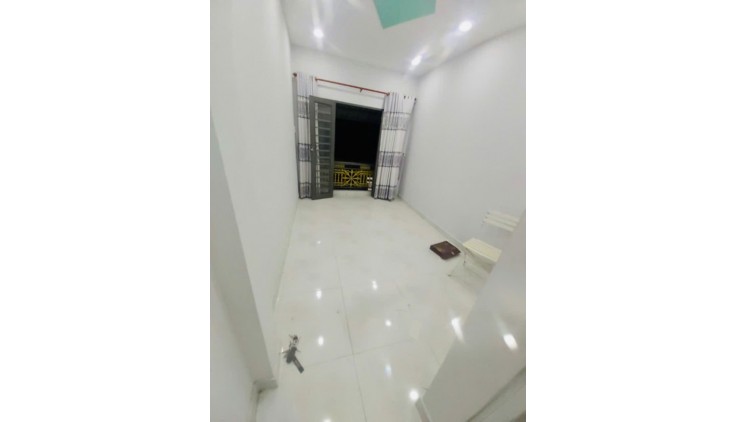 CHDV Hoàng Hoa Thám 43m2 1T3L 7PN thông Nơ Trang Long, sát xe hơi 5,8 thương lượng