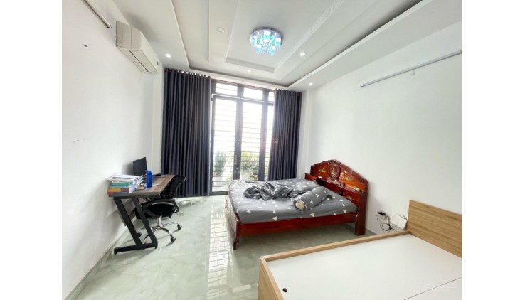 Chủ ngộp bank bán gấp- nhà HXH thông Bình Long 55m2. 2 tầng ST chỉ 5 tỷ xx TL