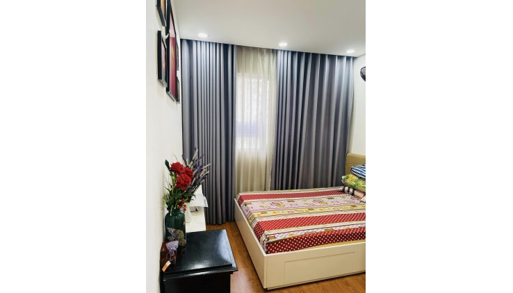 Bán gấp căn hộ Ruby 98m2 3PN khu Celadon City - Tân Phú view nội khu, giá 3.47 tỷ