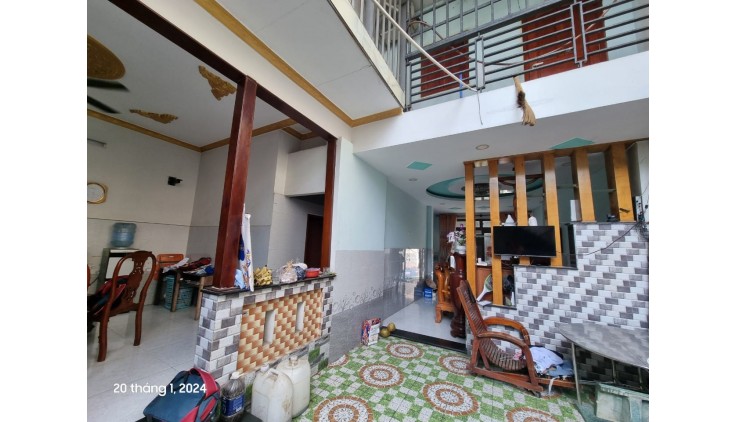 Bán nhà  mặtphố Dương Thị Mười, ngang 12m nở hậu, Quận12, có giá mới