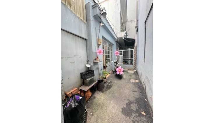 Phân Khúc 3 Tỷ, Nhà Hẻm Gabac Quang Trung, Phường 10 , Gò Vấp