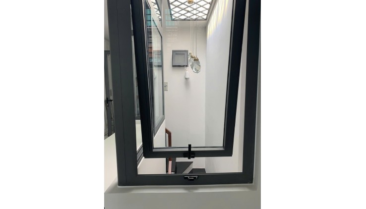 Q7 MẶT TIỀN KINH DOANH ĐỈNH CHỈ NHỈNH 6 TỶ ,NHÀ MỚI ĐẸP GẦN CHỢ TRƯỜNG HỌC CHUYÊN CÁC CẤP, SIÊU THỊ CỬA HÀNG TIỆN LỢI BAO VÂY