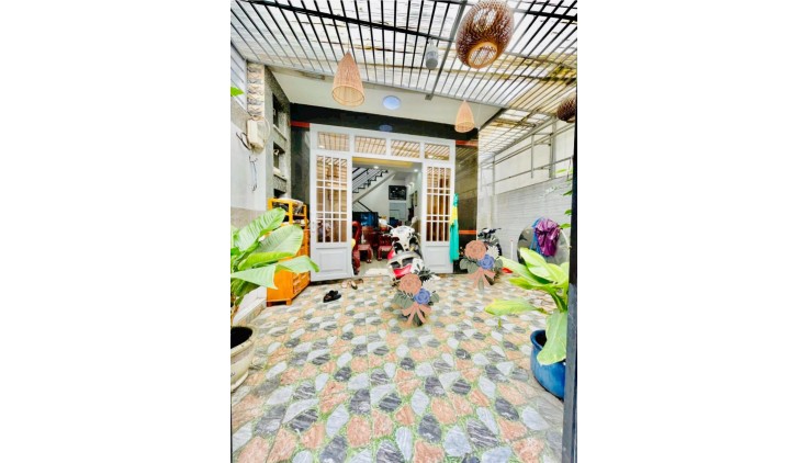 Nhà 2 Lầu 90m2 HXH đường Lê Đức Thọ,Phường 16,Quận Gò Vấp giá hơn 5T.