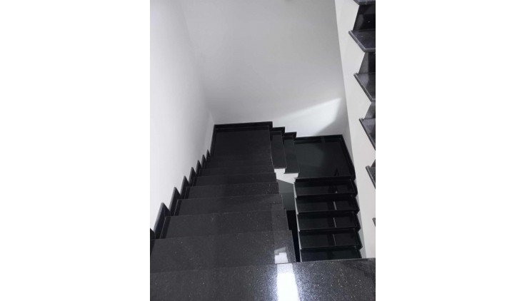 Nhà bán đường Bùi Văn Ba hẻm xe hơi 8m 132m2 chỉ 8 tỷ