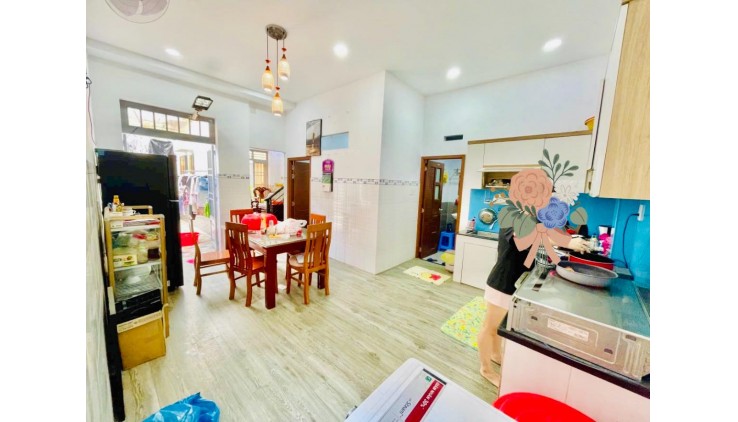 Nhà 2 Lầu 90m2 HXH đường Lê Đức Thọ,Phường 16,Quận Gò Vấp giá hơn 5T.
