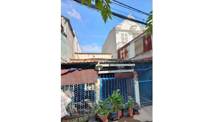 Bán gấp mặt tiền kinh doanh đường Ba Đình 42m2 nhỉnh 7 tỷ, liên hệ 0949445399