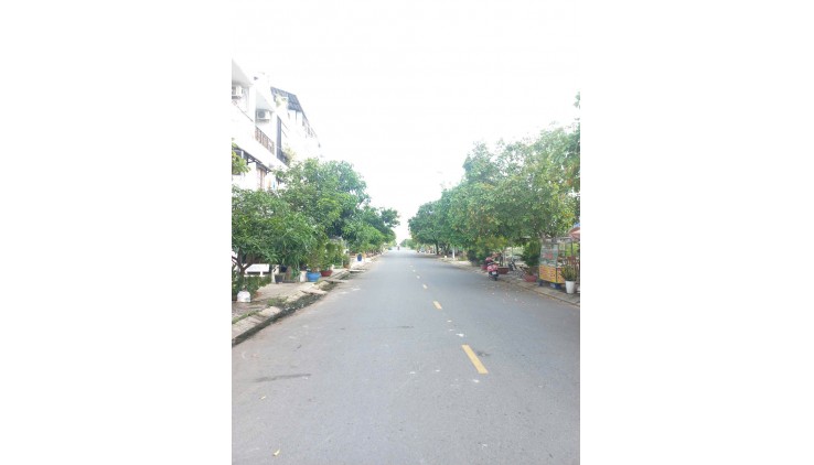 Đất sổ đỏ 100m2, KDC X.30 đường Phạm hùng nối dài, giá 5 tỷ. Liên hệ 0934933978