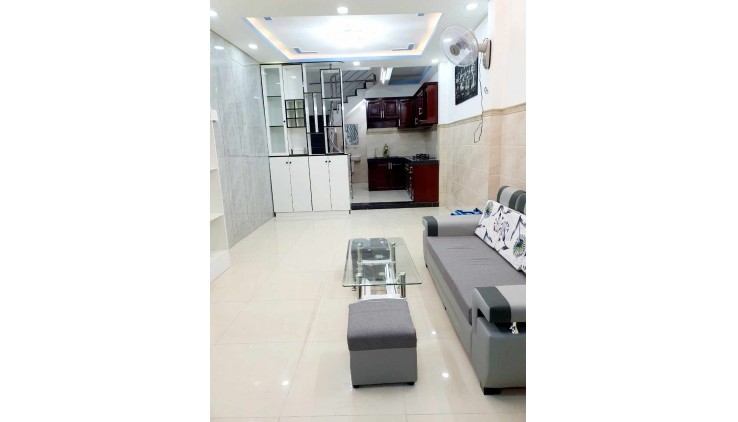 Nhà 3 lầu Bùi Minh Trực, phường 5, Q.8, gần chợ sáng, Giá 5   tỷ 960 , Sổ hồng sẵn