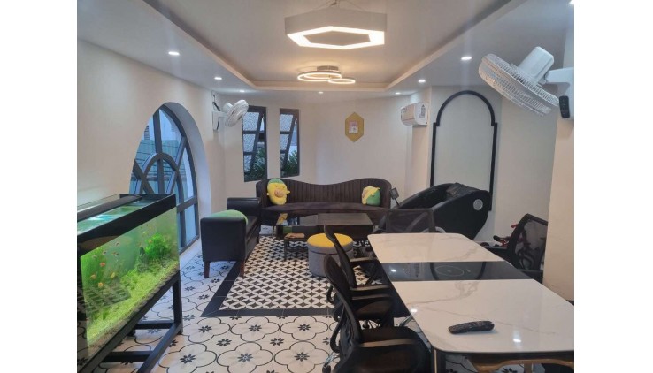 Cần bán nhà đường Nơ Trang Long Bình Thạnh. Gần Khu Học viện Hành Chính Thành phố xe oto ra vào thoải mái. Liên hệ 0934933978