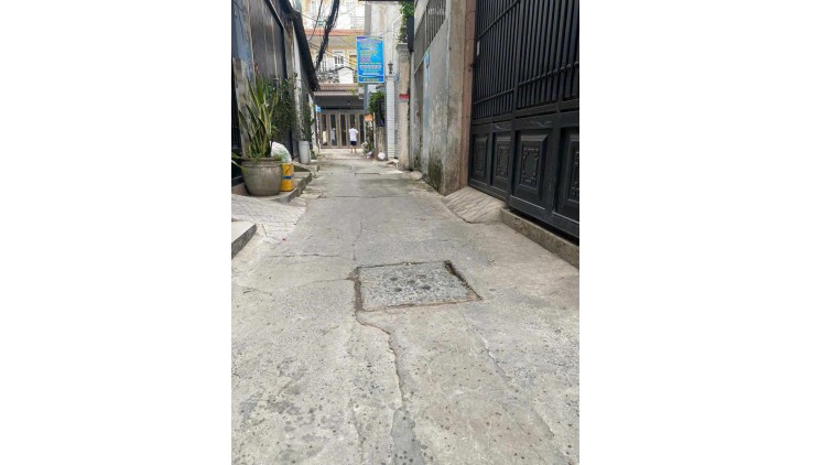 Cần bán căn nhà 10/xx  Âu Dương Lân, Phường 3, Quận 8
