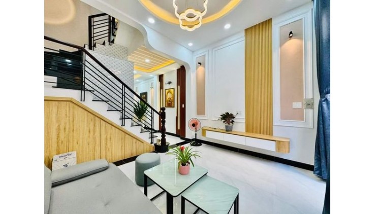 Xô Viết Nghệ Tĩnh Phường 26 Bình Thạnh.