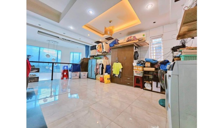 Nguyễn Công Trứ Phường 19 Bình Thạnh.