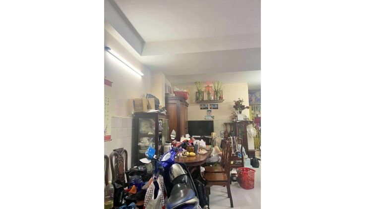 Bán gấp mặt tiền kinh doanh đường Ba Đình 42m2 nhỉnh 7 tỷ, liên hệ 0949445399