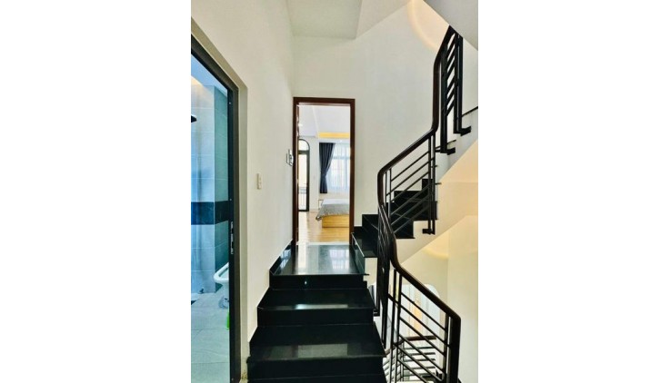 Xô Viết Nghệ Tĩnh Phường 26 Bình Thạnh.