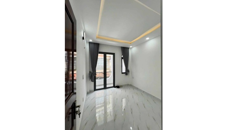 Cần bán căn nhà 10/xx  Âu Dương Lân, Phường 3, Quận 8, liên hệ 0914864379