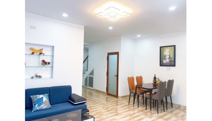 BÁN NHÀ 3 TẦNG MẶT TIỀN KINH DOANH TÂN TRÀO, VĨNH NGUYÊN, NHA TRANG.
