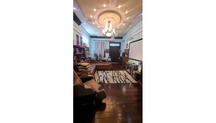 Bán nhà Mặt tiền hẻm 173 Khuông Việt gần Hòa Bình, DT: 4.5x22m, 4 Tầng - 5PN, 11 tỷ.