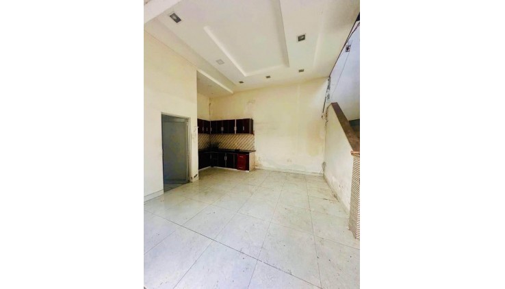 NGAY AEON - CHỢ SƠN KỲ - NHÀ LÔ GÓC NGANG 6,5 NỞ HẬU - 75M 2 TẦNG NHỈNH 5 TỶ