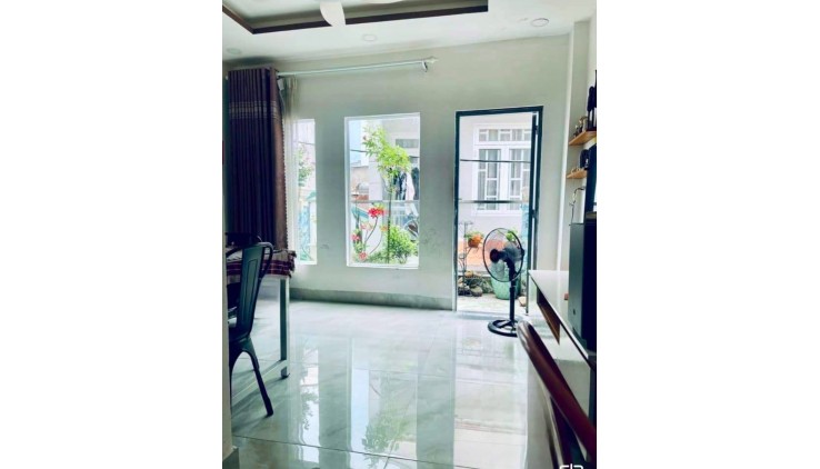 Bán nhà hẻm ÔTÔ tránh nhau Phạm Văn Đồng, Gò Vấp, 48m2, 2 tầng, NHỈNH 2 TỶ