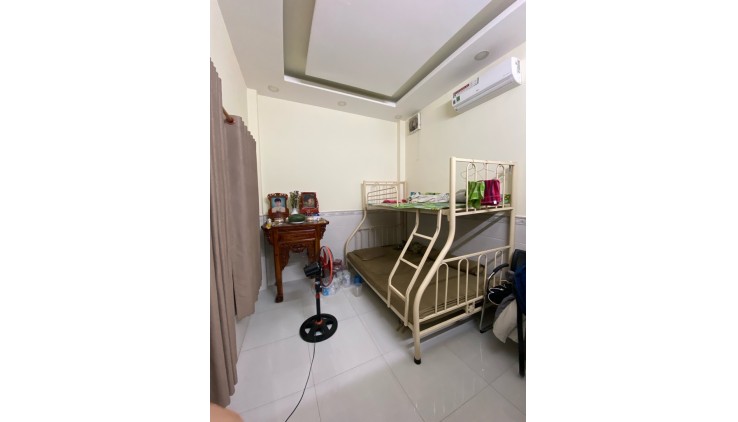 Bán nhà hẻm Ô TÔ tránh nhau Phạm Văn Đồng, Gò Vấp, 30m2, 2 tầng, NHỈNH 2 TỶ