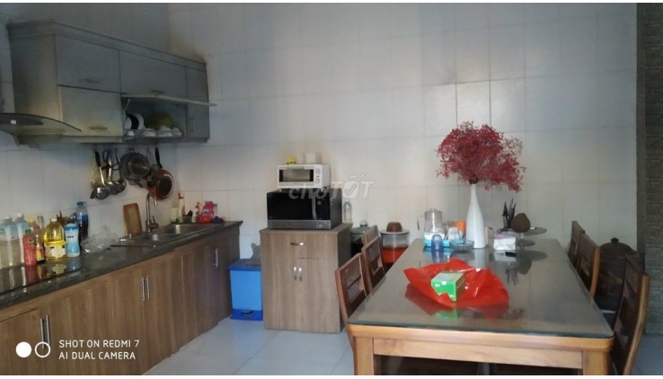 Biệt thự 12x12,5 , HXH , Hương Lộ 2 , phù hợp người lớn tuổi