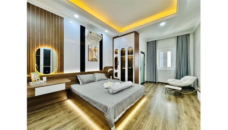 Nhà Phố Tân Cổ Điển, 4x25m, Đường 8m Lê Đức Thọ, Gò Vấp, chỉ 9.6 tỷ TL