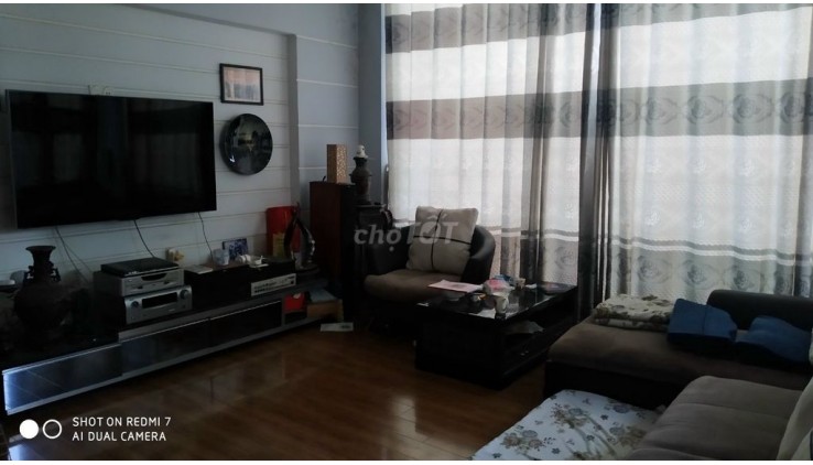 Biệt thự 12x12,5 , HXH , Hương Lộ 2 , phù hợp người lớn tuổi